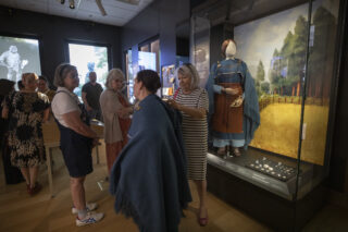 Vastaa asiakaskyselyymme!